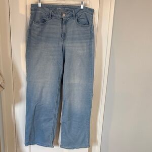 Old Navy Wide Leg Light Wash Jeans